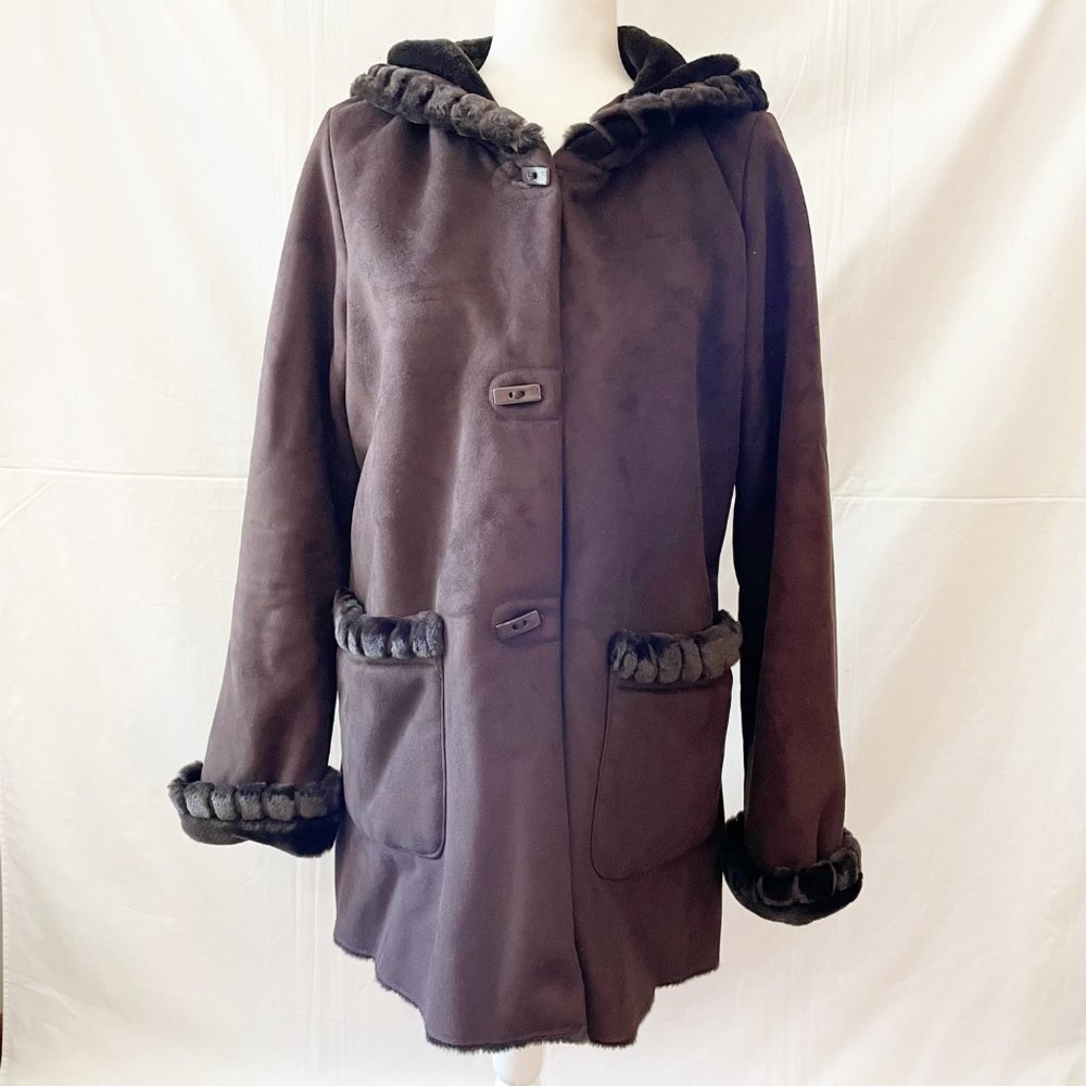 Women’s Jones New York Brown Faux Fur Coat size Med